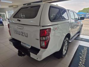 Isuzu D-MAX 1.9 Ddi LS 4X4 automatic D/C - Image 9