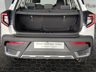 Mahindra XUV 3XO 1.2T AX5 auto