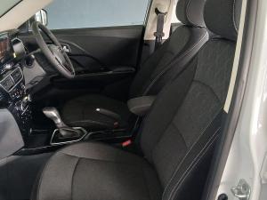 Mahindra XUV 3XO 1.2T AX5 auto - Image 12