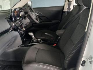 Mahindra XUV 3XO 1.2T AX5 auto