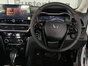 Mahindra XUV 3XO 1.2T AX5 auto - Image 19