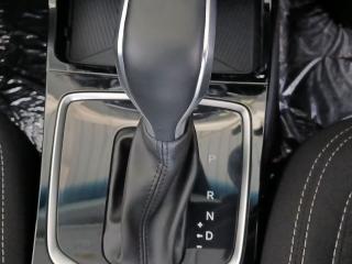 Mahindra XUV 3XO 1.2T AX5 auto