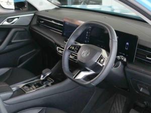 MG HS 2.0T Luxury - Image 14