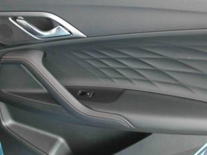 MG HS 2.0T Luxury - Image 16