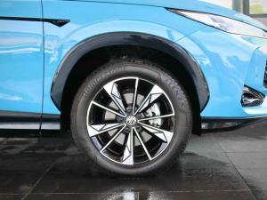 MG HS 2.0T Luxury - Image 24