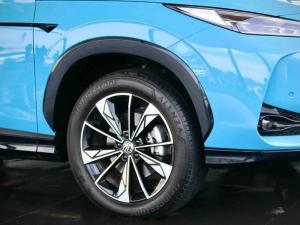 MG HS 2.0T Luxury - Image 5