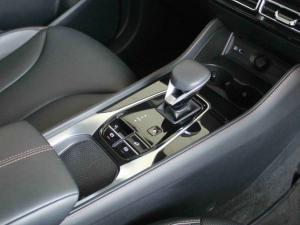 MG HS 2.0T Luxury - Image 8