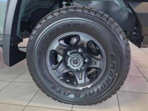 Toyota Land Cruiser 79 4.5D-4D V8 double cab LX - Image 12