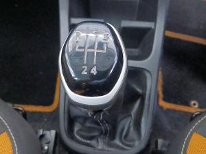 Renault Kwid 1.0 Climber manual - Image 17