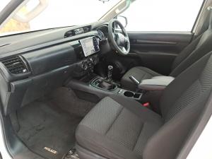 Toyota Hilux 2.4GD-6 SRX - Image 7