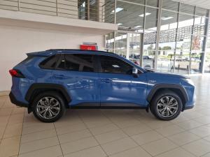 Toyota RAV4 2.5 Hybrid GX-R E-Four - Image 3
