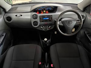 Toyota Etios sedan 1.5 Sprint - Image 6
