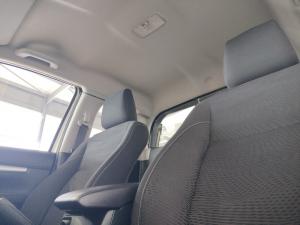Toyota Hilux 2.4GD-6 Xtra cab Raider auto - Image 21