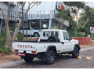 Toyota Land Cruiser 79 4.2D single cab - Image 2