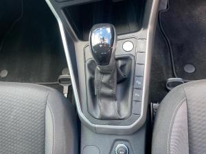 Volkswagen Polo hatch 1.0TSI Life auto - Image 12