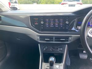 Volkswagen Polo hatch 1.0TSI Life auto - Image 14