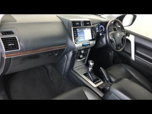 Toyota Land Cruiser Prado 2.8GD VX-L - Image 7