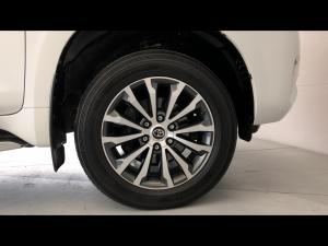 Toyota Land Cruiser Prado 2.8GD VX-L - Image 17