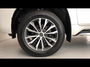 Toyota Land Cruiser Prado 2.8GD VX-L - Image 18