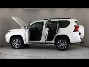 Toyota Land Cruiser Prado 2.8GD VX-L - Image 26