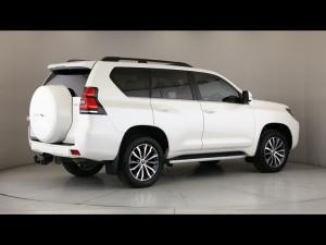 Toyota Land Cruiser Prado 2.8GD VX-L - Image 2