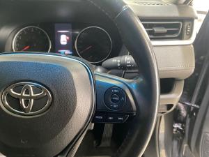 Toyota RAV4 2.0 GX - Image 10