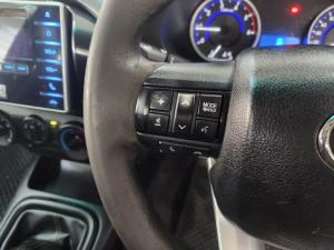 Toyota Hilux 2.4 GD-6 RB SRXS/C - Image 9