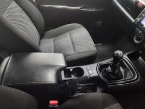 Toyota Hilux 2.4 GD-6 Raider 4X4D/C - Image 12