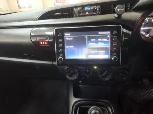 Toyota Hilux 2.4 GD-6 Raider 4X4D/C - Image 13