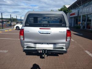 Toyota Hilux 2.8 GD-6 RB Raider 4X4 automaticE/CAB - Image 5