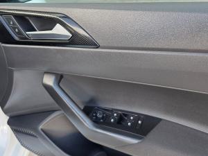 Volkswagen Polo 1.0 TSI Life - Image 13