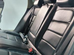 Volkswagen Polo 1.6 Life - Image 16