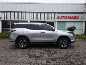 Toyota Fortuner 2.4GD-6 4X4 automatic - Image 3