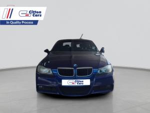 BMW 320i automatic - Image 2