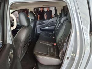 Nissan Navara 2.5DDTI PRO-2X automatic D/C - Image 11