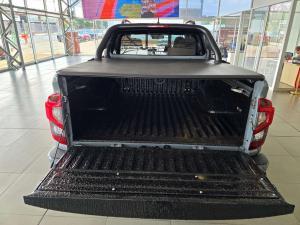 Nissan Navara 2.5DDTI PRO-2X automatic D/C - Image 5