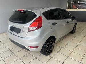 Ford Fiesta 5-door 1.0T Ambiente - Image 3