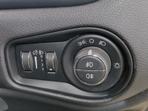 Jeep Renegade 1.4L T Limited - Image 12