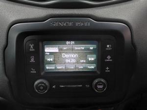 Jeep Renegade 1.4L T Limited - Image 8