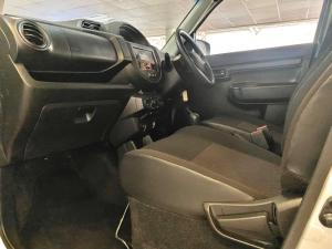 Suzuki S-Presso 1.0 GL manual - Image 9