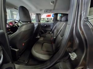 Jeep Renegade 2.4L 4x4 Trailhawk - Image 11