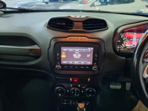 Jeep Renegade 2.4L 4x4 Trailhawk - Image 16