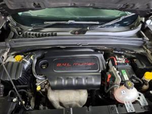 Jeep Renegade 2.4L 4x4 Trailhawk - Image 24