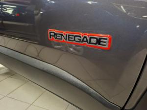 Jeep Renegade 2.4L 4x4 Trailhawk - Image 7