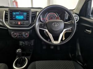 Toyota Vitz 1.0 XR manual - Image 10