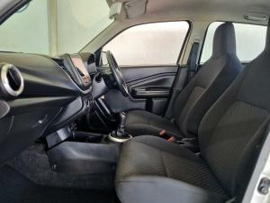 Toyota Vitz 1.0 XR manual - Image 18