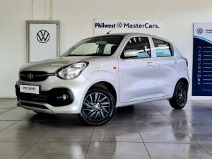 Toyota Vitz 1.0 XR manual - Image 1