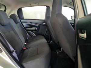 Toyota Vitz 1.0 XR manual - Image 21