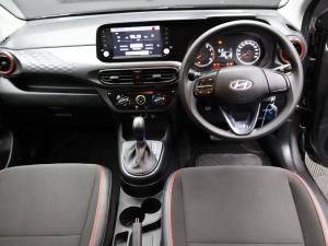 Hyundai Grand i10 1.2 Premium hatch - Image 8
