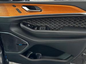 Jeep Grand Cherokee 3.6 4x4 Summit Reserve - Image 16